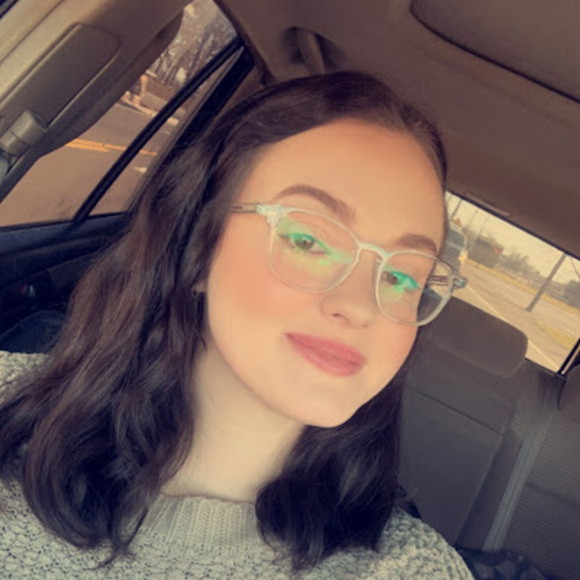 Meet your Posher, Kyra - Picture 1 of 1